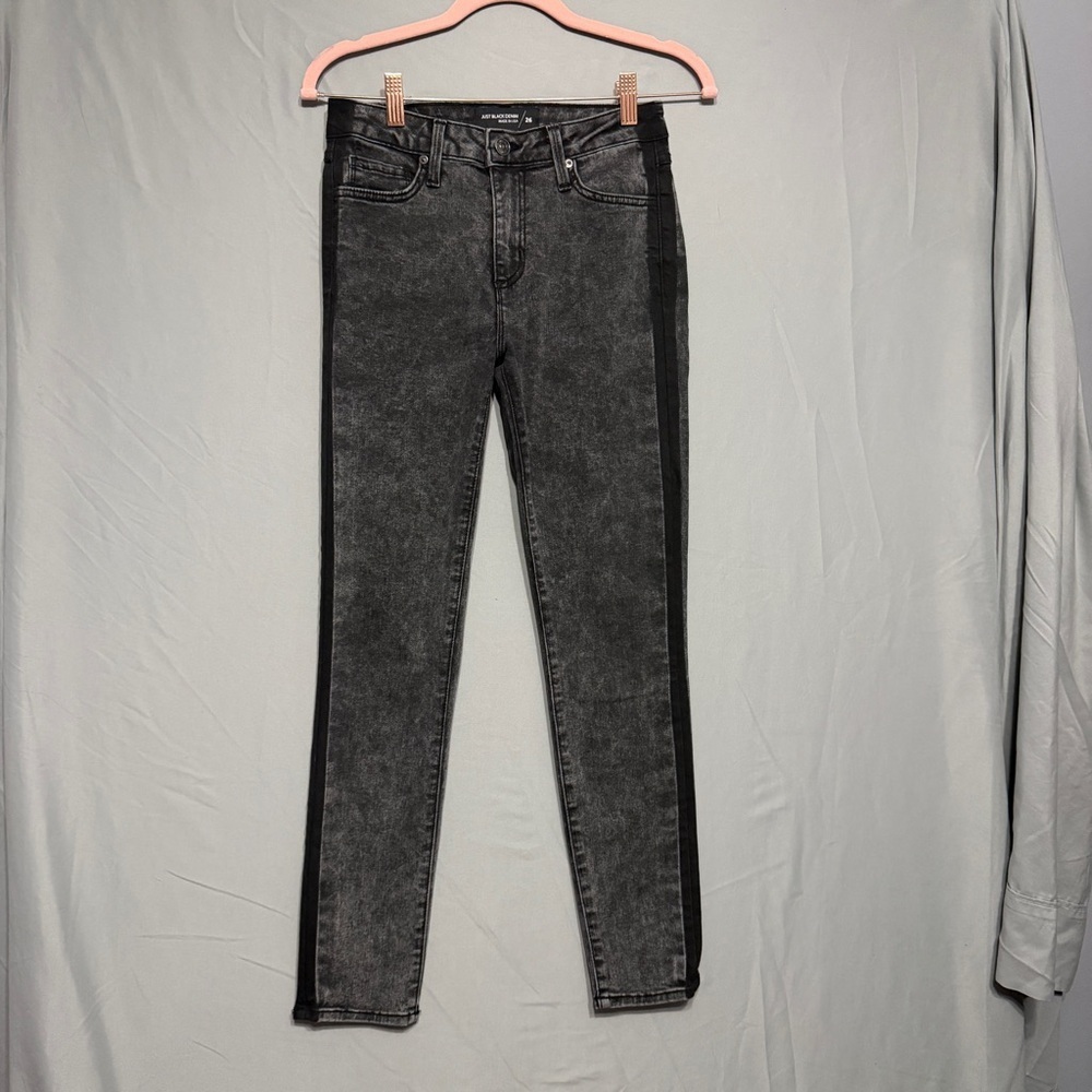 Just Black Womens Skinny Jeans Size 26 Black Acid Wash Tuxedo Stripe Edgy Baddie